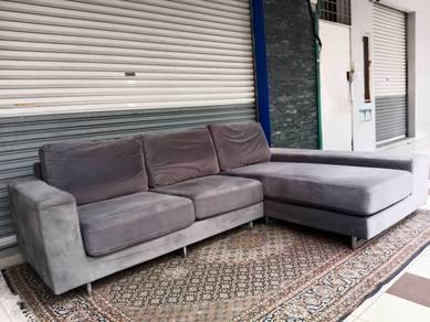 Naufal perabut terpakai sofa 