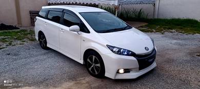 Toyota Wish S in Kubang Kerian, KTN