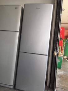 Samsung fridge 2 doors Peti Sejuk Ais Refrigerator