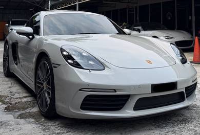 2021 Porsche Cayman 718