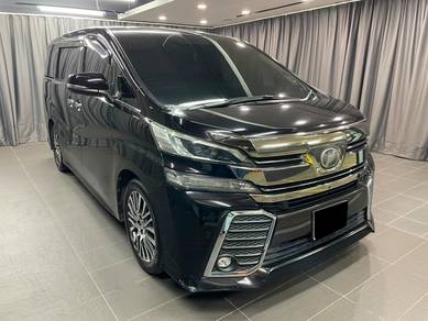Toyota Vellfire in Petaling Jaya, SGR