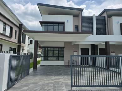 Semi-Detached House For Sale in Bangi,SGR