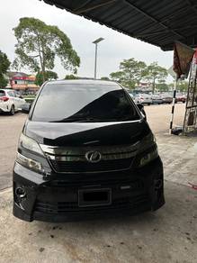 Toyota Vellfire Z GOLDEN EYES in Johor Bahru, JHR