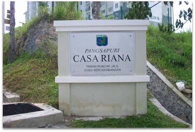 Apartment For Sale in Casa Riana