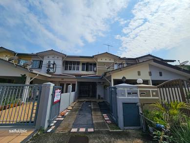 Townhouse For Sale in Kota Kemuning,SGR