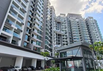 Condominium For Sale in Brezza Hill