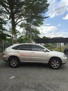 Toyota Harrier 240G L PACKAGE in Puchong, SGR