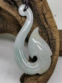 Loket Giok Jadeite Burma Bentuk Mata Pancing