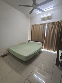 Room in OUG, KUL