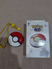 Pokemon Go Plus (Niantic)