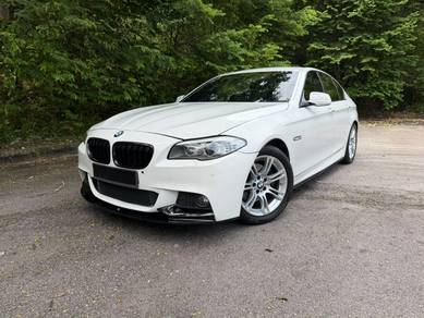 BMW 523i 23i M SPORT in Kajang, SGR