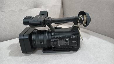 Sony HXR NX200