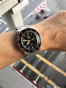 Seiko Fifty5 automatic watch