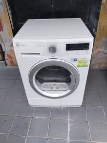 Electrolux inverter heat pump dryer 9. kg