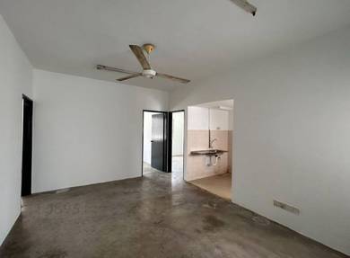 Apartment For Sale in Pangsapuri Arista