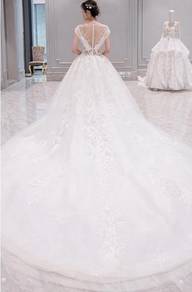White fishtail wedding bridal dress gown RB1728