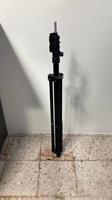 Adjustable Tripod Stand