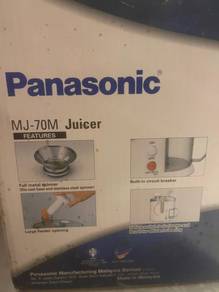 Panasonic Juicer MJ - 70M