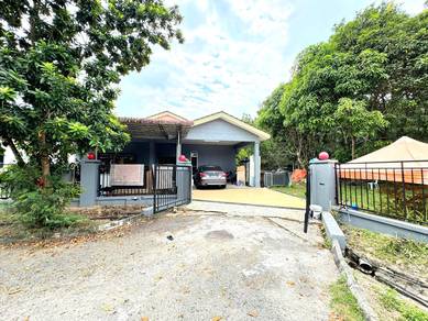 Bungalow House For Sale in Kluang,JHR