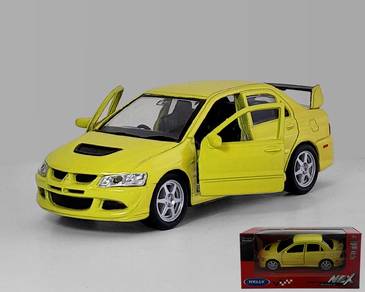Mitsubishi Evolution VIII Model Car - Yellow