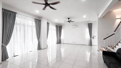 Semi-Detached House For Rent in Semenyih,SGR
