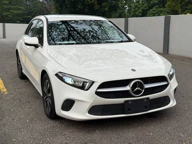 Mercedes Benz A180 A180 STYLE HATCHBACK in Cheras, SGR