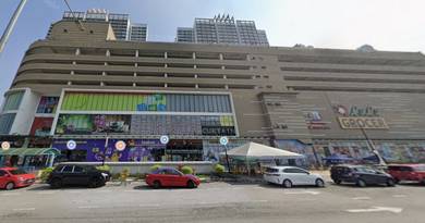 Service Residence For Sale in Amerin Residence