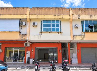 Shop lot For Sale in Seri Manjong,PRK