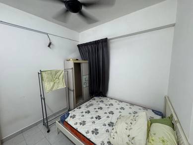 Room in Kajang, SGR