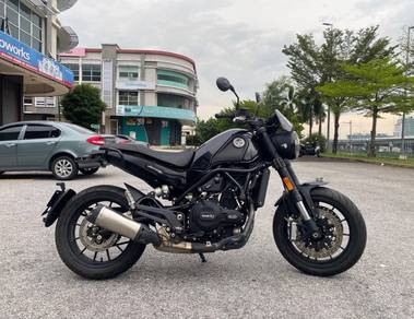Benelli Leoncino 500