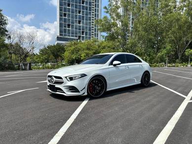 Mercedes Benz A250 250 AMG LINE in Old Klang Road, KUL