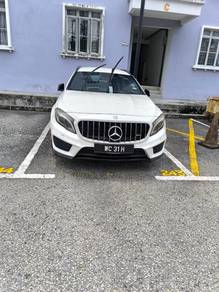 Mercedes Benz GLA250 250 4MATIC (CBU) in Puchong, KUL