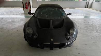 Lotus Elise in Desa ParkCity, KUL