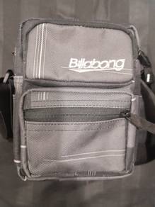 Vintage Billabong sling bag