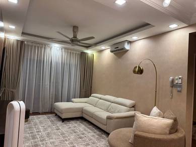 Condominium For Rent in Metropolitan Square