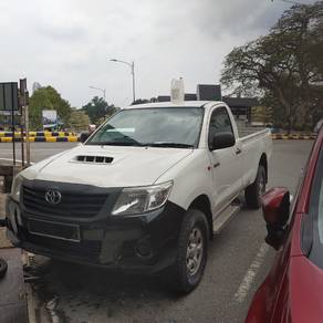 Toyota Hilux VNT SINGLE CAB in Temerloh, PHG