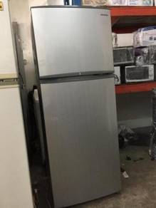 Grey Samsung Fridge Peti Sejuk Refrigerator Ais