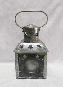 Metal Star Lantern with Handle