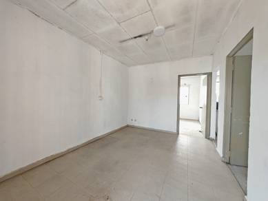 Flat For Sale in Taman Cempaka