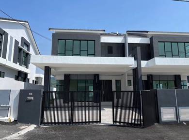 Semi-Detached House For Sale in Seremban,NSN