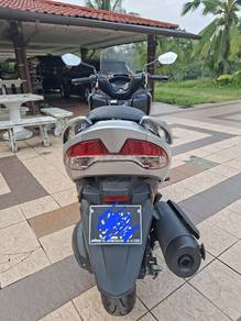 Suzuki Burgman 400 ABS