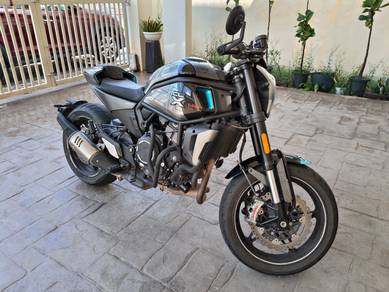 CFMOTO 700 CL-X Sport