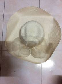 Topi Cantik
