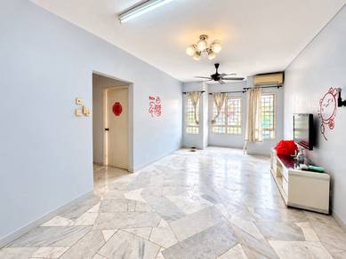 Apartment For Sale in D'Kiara