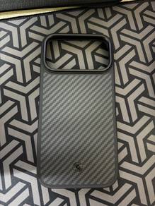 Spigen Enzo Aramid T case for iPhone 17/18 Pro Max