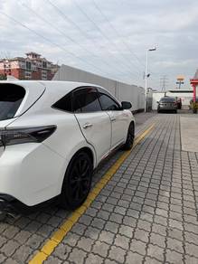 Toyota Harrier GS in Puchong, KUL