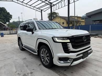 2023 Toyota Land Cruiser ZX