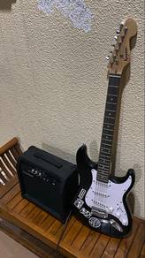 Electric Guitar + Rextone TG-15 15W Amp Set