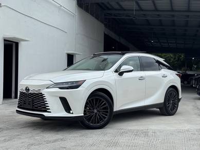 Lexus RX 350 VERSION L in Petaling Jaya, SGR