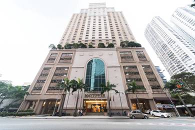 Service Residence For Sale in Maytower